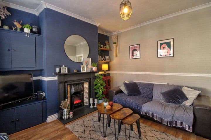 2 bedrooms house for sale in Manchester, United Kingdom - Image 3