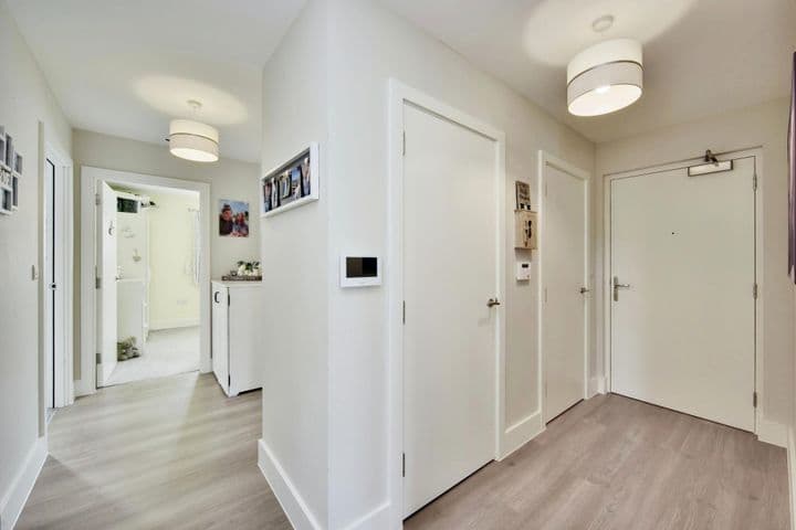 2 bedrooms apartment for sale in Aylesford, United Kingdom - Image 5