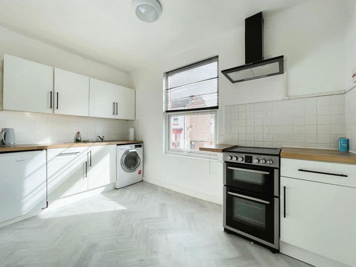 1 bedroom apartment for sale in Liverpool, United Kingdom - Image 5