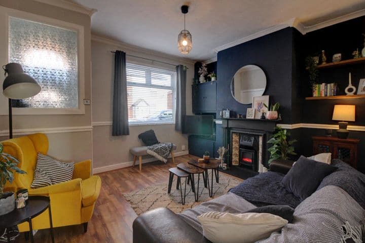 2 bedrooms house for sale in Manchester, United Kingdom - Image 4