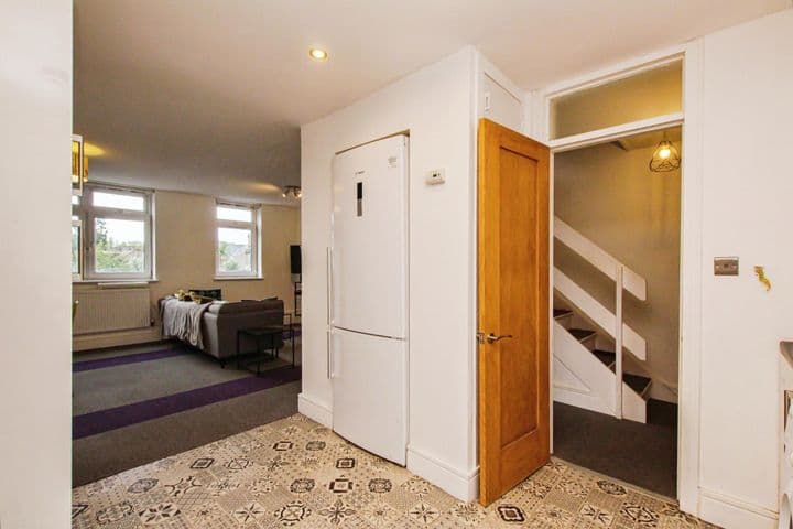 3 bedrooms apartment for sale in London, United Kingdom - Image 7