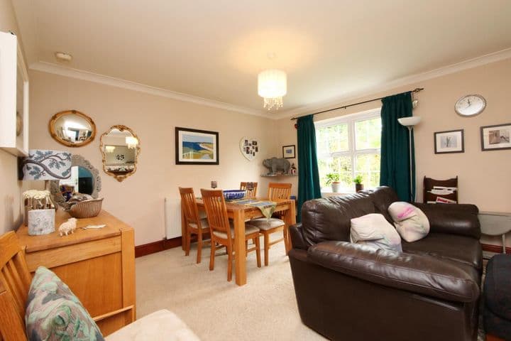 3 bedrooms house for sale in Scarborough, United Kingdom - Image 3