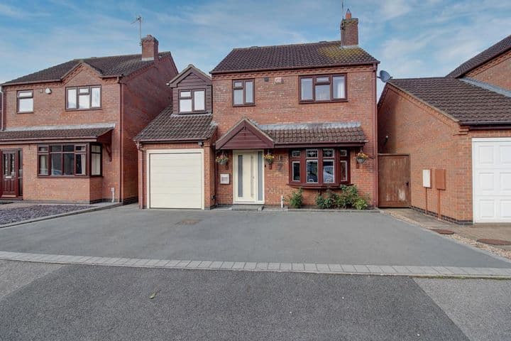 3 bedrooms house for sale in Nuneaton, United Kingdom - Image 2