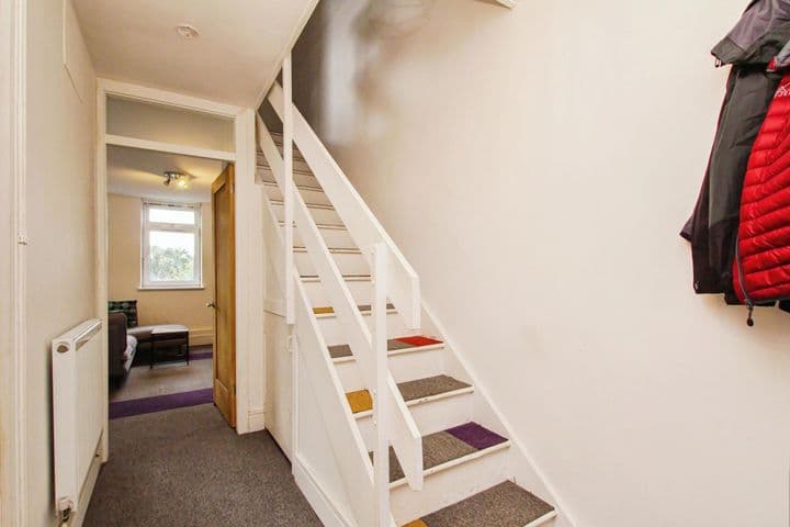 3 bedrooms apartment for sale in London, United Kingdom - Image 8