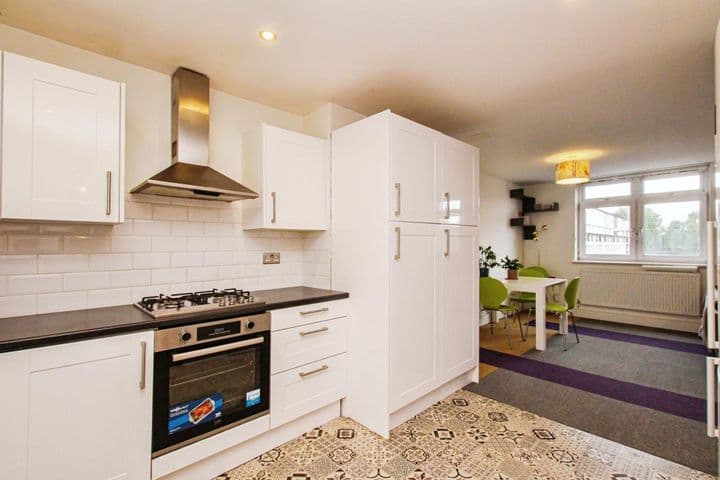 3 bedrooms apartment for sale in London, United Kingdom