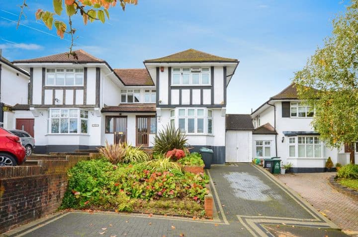 3 bedrooms house for sale in Watford, United Kingdom