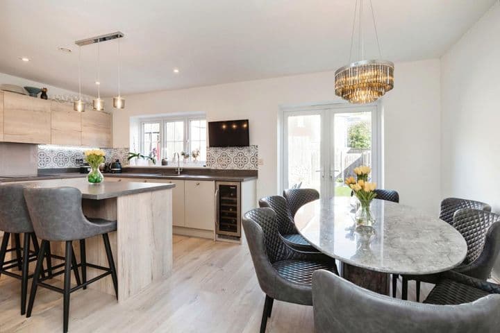 3 bedrooms house for sale in Tunbridge Wells, United Kingdom - Image 7