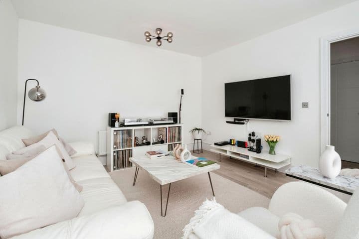 3 bedrooms house for sale in Tunbridge Wells, United Kingdom - Image 2