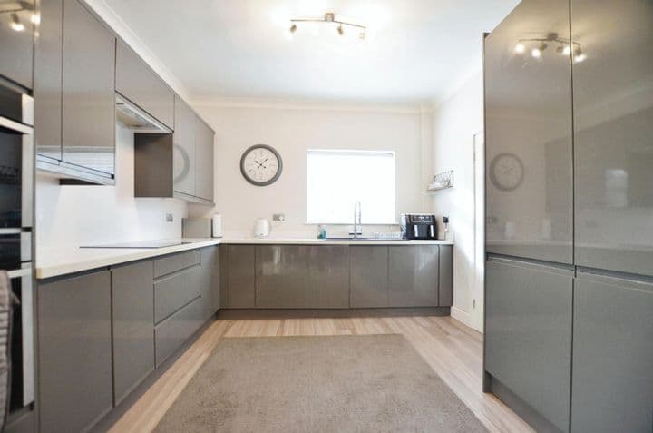 3 bedrooms house for sale in Sheffield, United Kingdom - Image 3