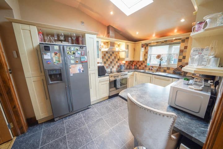 4 bedrooms house for sale in Swansea, United Kingdom - Image 10