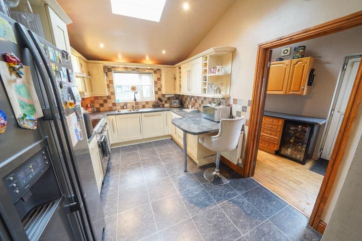 4 bedrooms house for sale in Swansea, United Kingdom - Image 8