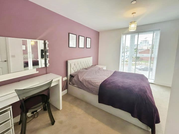 1 bedroom apartment for sale in Birmingham, United Kingdom - Image 5