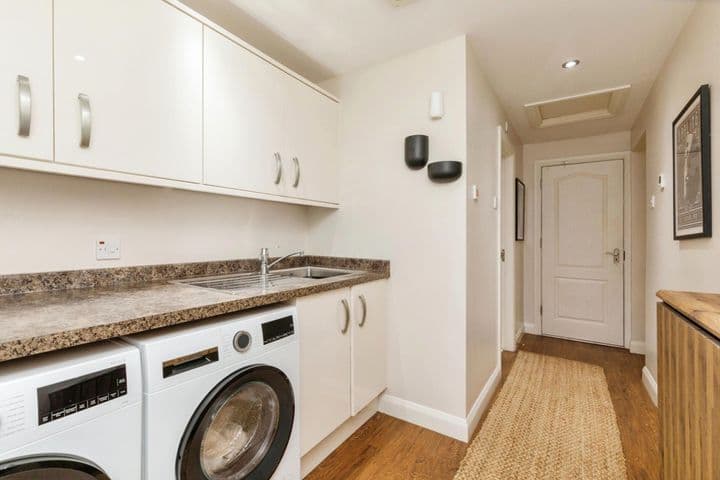 3 bedrooms house for sale in Bristol, United Kingdom - Image 9