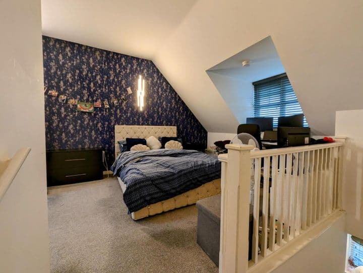 3 bedrooms house for sale in Manchester, United Kingdom - Image 9