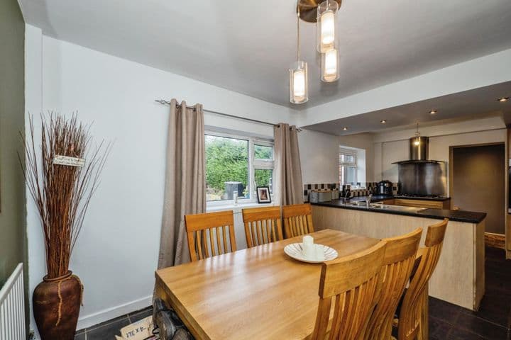 3 bedrooms house for sale in Rotherham, United Kingdom - Image 3