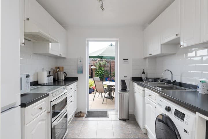 3 bedrooms house for sale in Leighton Buzzard, United Kingdom - Image 17