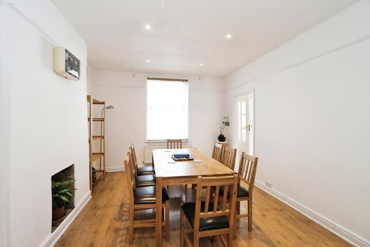 3 bedrooms house for sale in Nottingham, United Kingdom - Image 6