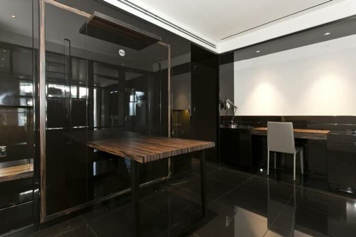 Apartment for sale in London, United Kingdom - Image 11