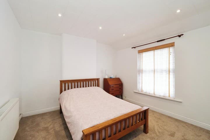 3 bedrooms house for sale in Nottingham, United Kingdom - Image 10