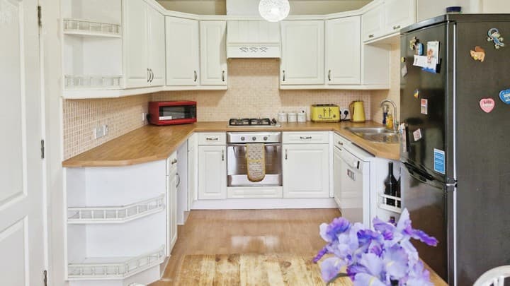 3 bedrooms house for sale in Telford, United Kingdom - Image 3