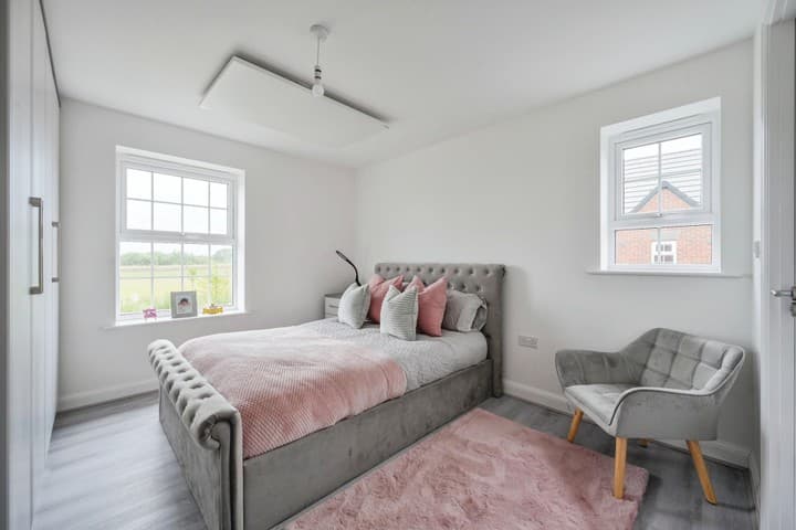 5 bedrooms house for sale in Fradley, United Kingdom - Image 11