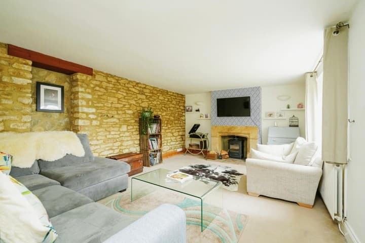 3 bedrooms house for sale in Carterton, United Kingdom - Image 3