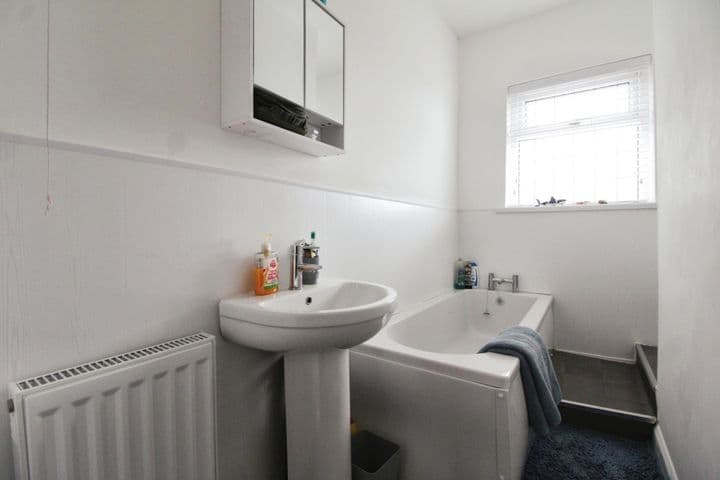 2 bedrooms house for sale in Wakefield, United Kingdom - Image 9