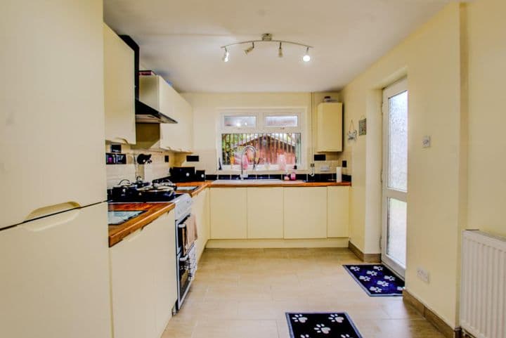 4 bedrooms house for sale in Swansea, United Kingdom - Image 4