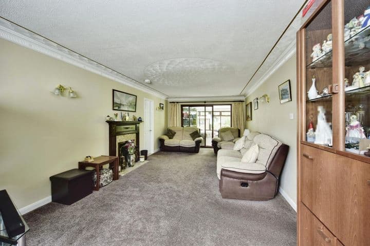 4 bedrooms house for sale in Chatham, United Kingdom - Image 5