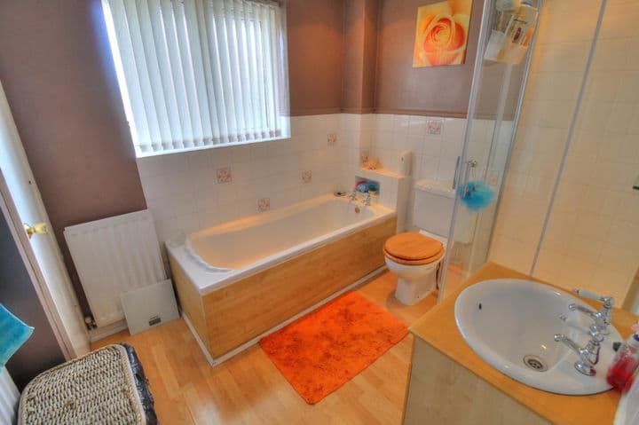 3 bedrooms house for sale in Brierley Hill, United Kingdom - Image 12