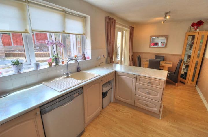 3 bedrooms house for sale in Brierley Hill, United Kingdom - Image 5