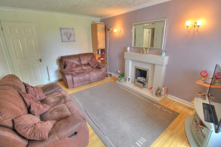 3 bedrooms house for sale in Brierley Hill, United Kingdom - Image 3