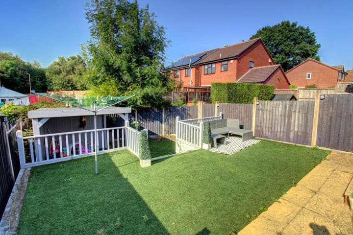 2 bedrooms house for sale in Brownhills West, United Kingdom - Image 12