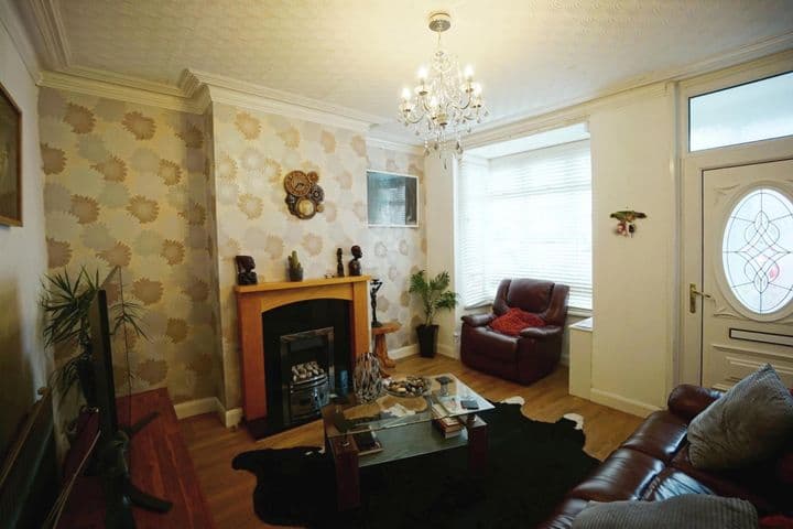 2 bedrooms house for sale in Dudley, United Kingdom - Image 7