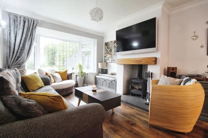 3 bedrooms house for sale in Wakefield, United Kingdom - Image 3