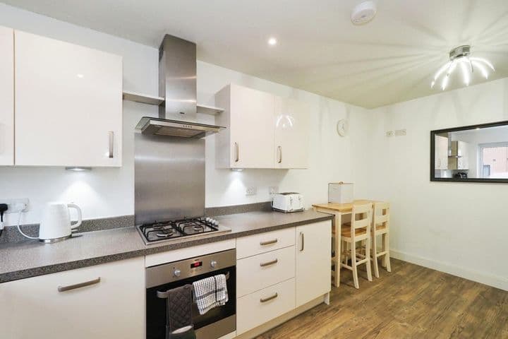 3 bedrooms house for sale in Nottingham, United Kingdom - Image 4