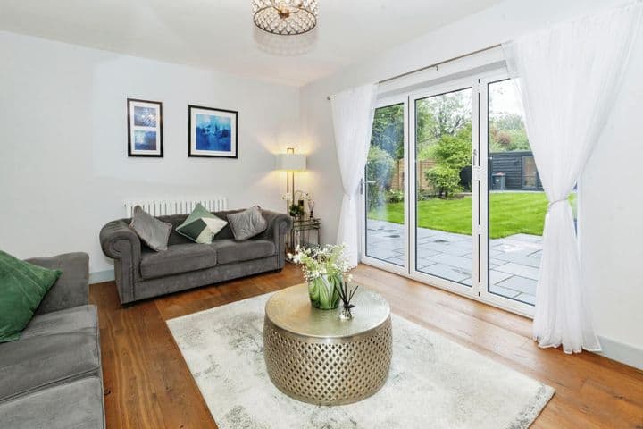 3 bedrooms house for sale in Maidenhead, United Kingdom - Image 2