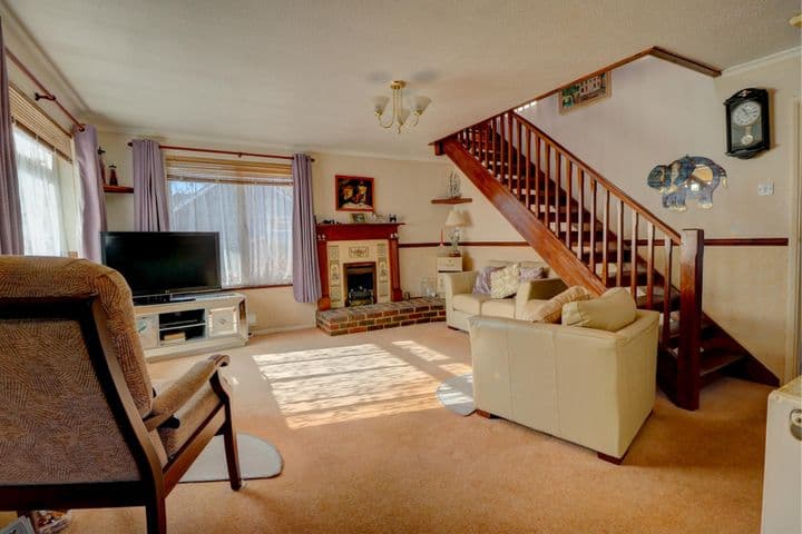 2 bedrooms house for sale in Whitfield, United Kingdom - Image 3