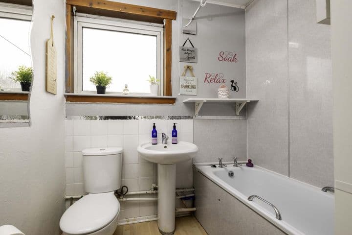 2 bedrooms house for sale in Dundee, United Kingdom - Image 12