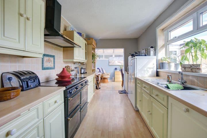 4 bedrooms house for sale in Thornton-Cleveleys, United Kingdom - Image 8