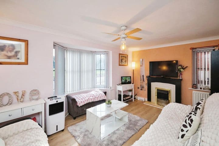 4 bedrooms house for sale in Birmingham, United Kingdom - Image 2