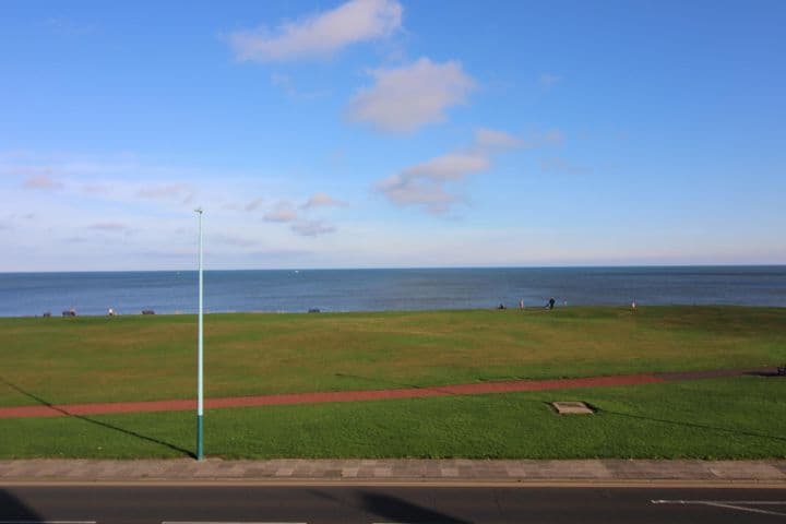 2 bedrooms apartment for sale in Whitley Bay, United Kingdom - Image 6