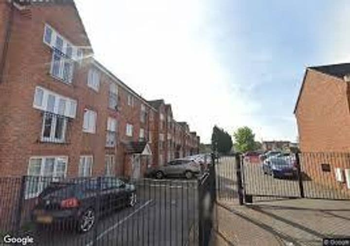 2 bedrooms apartment for sale in West Bromwich, United Kingdom - Image 3