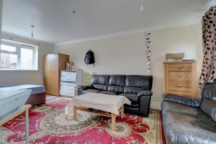 3 bedrooms house for sale in Ashford, United Kingdom - Image 3