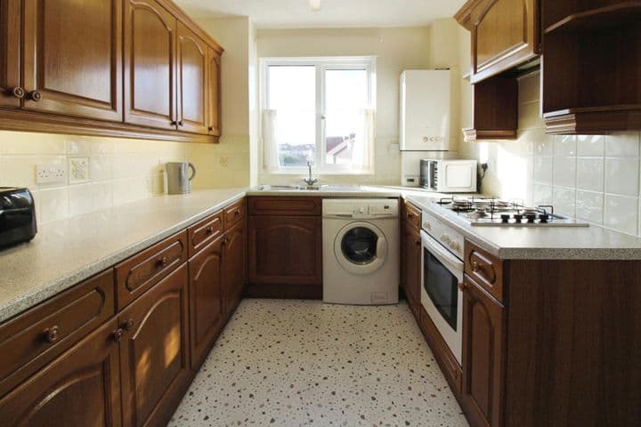 2 bedrooms apartment for sale in Whitley Bay, United Kingdom - Image 7