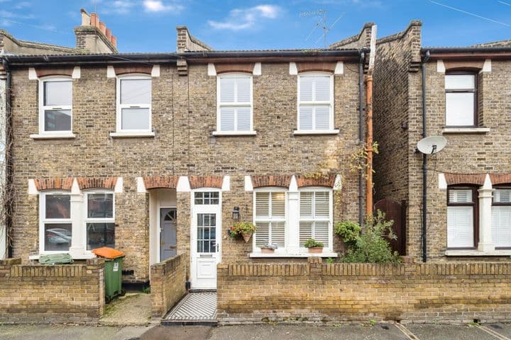 2 bedrooms house for sale in London, United Kingdom - Image 3