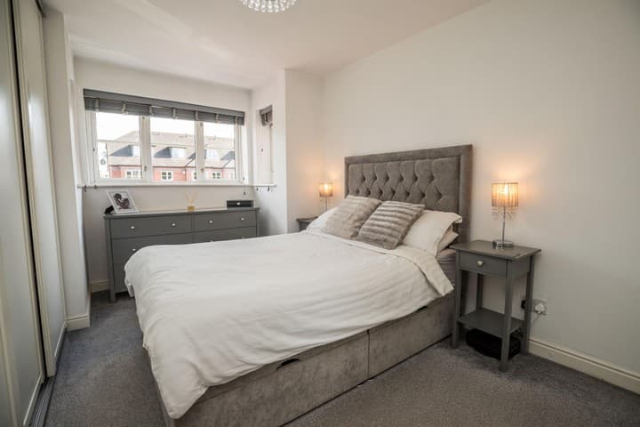 2 bedrooms apartment for sale in Chester, United Kingdom - Image 6