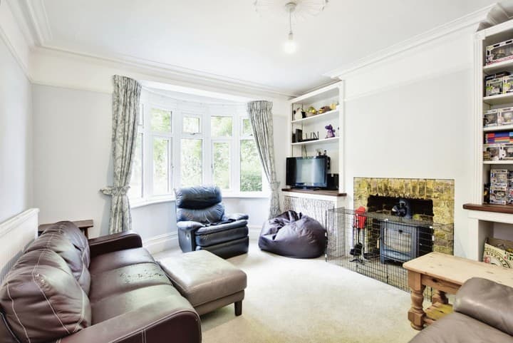 5 bedrooms house for sale in Chatham, United Kingdom - Image 3