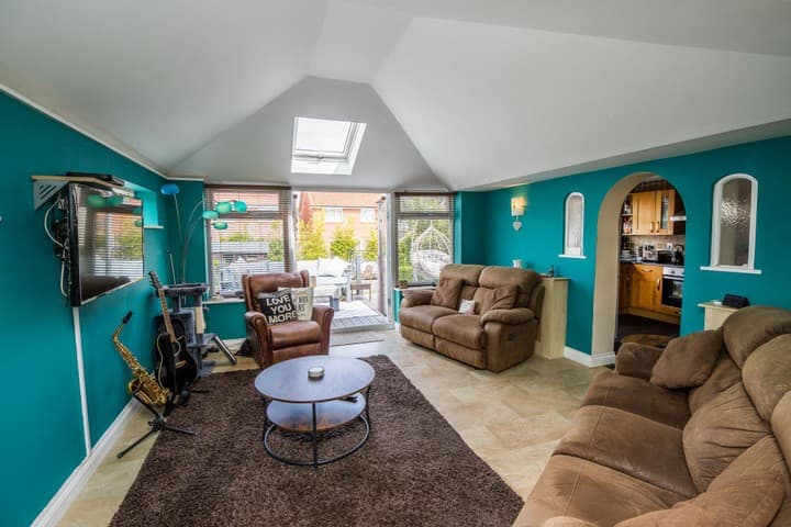 4 bedrooms house for sale in Rhyl, United Kingdom - Image 3