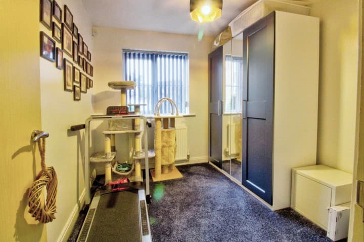 2 bedrooms apartment for sale in Rotherham, United Kingdom - Image 11